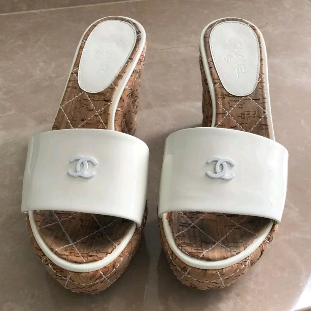 Sandal